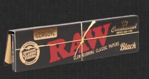 RAW Classic Black Rolling Papers 1 1/4