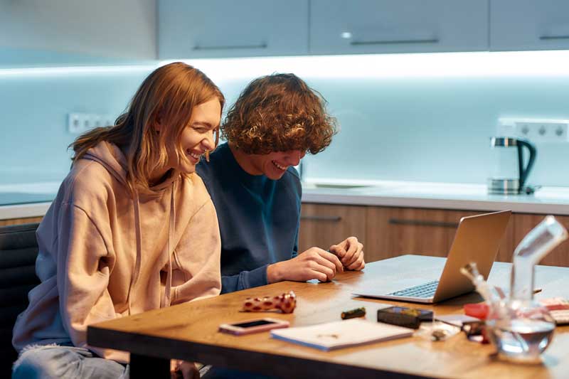 marijuana delivery to Hyde Park